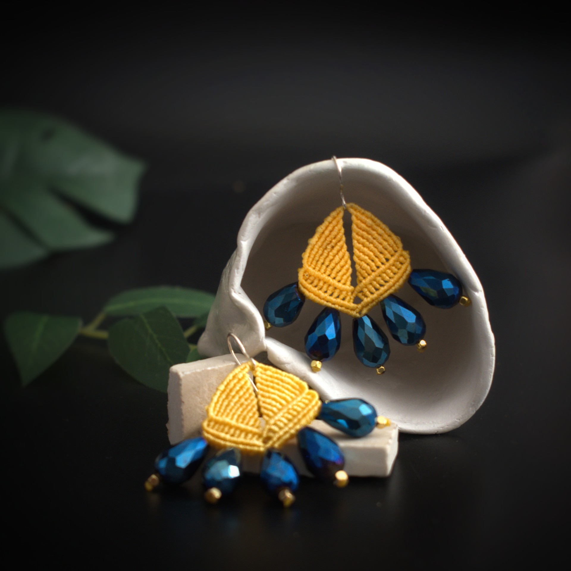 Lookmeup Iris earrings